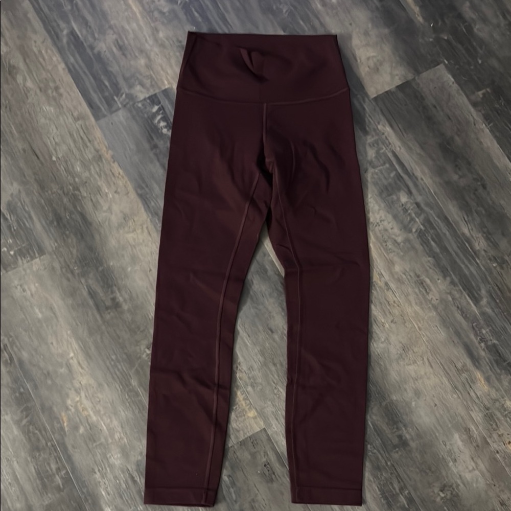 Lululemon wunder unders size 4